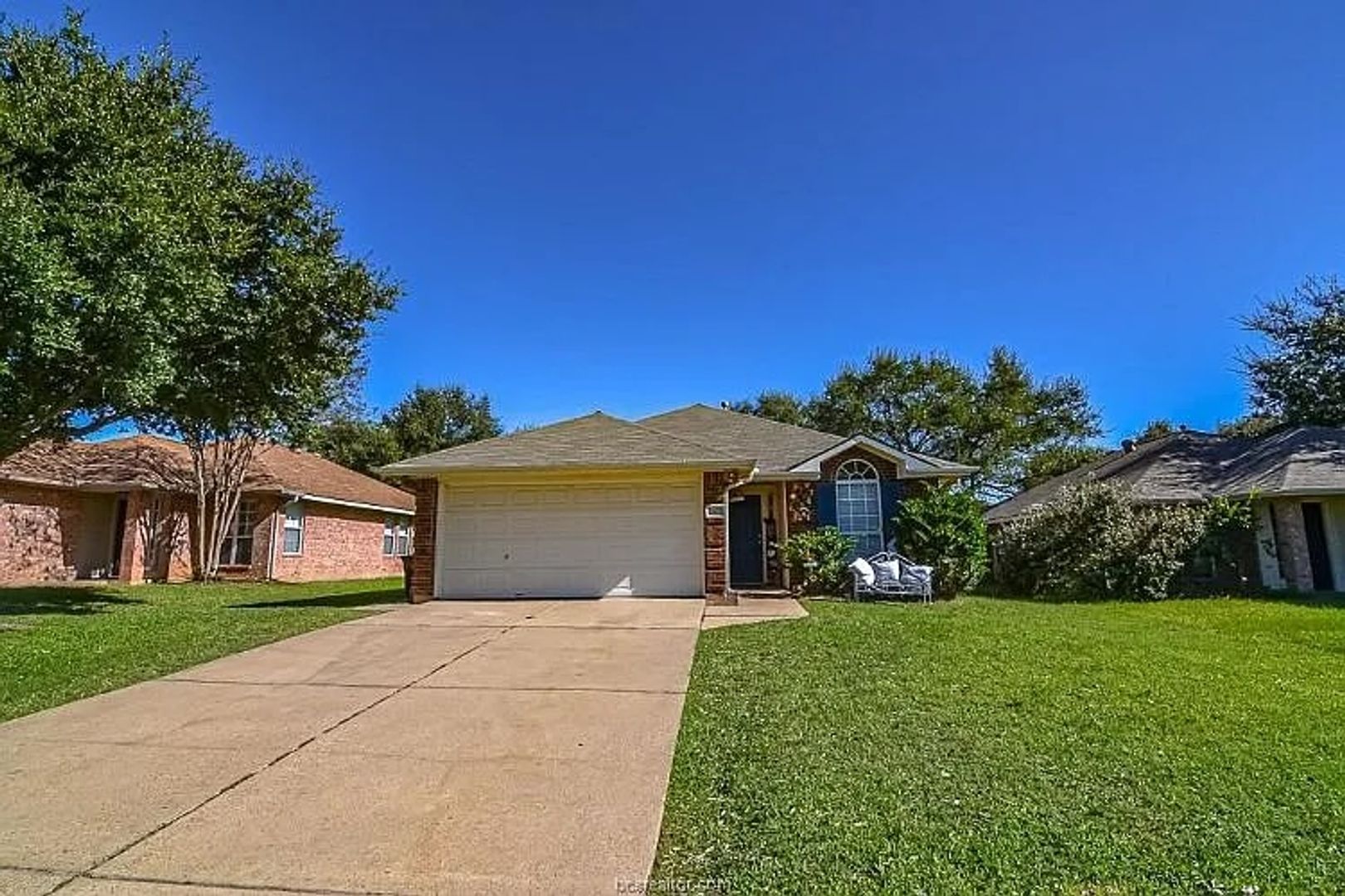 College Station House: 2407 Antelope