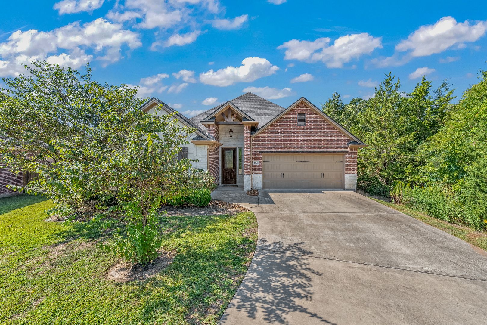 College Station House: 8200 Carters Cove