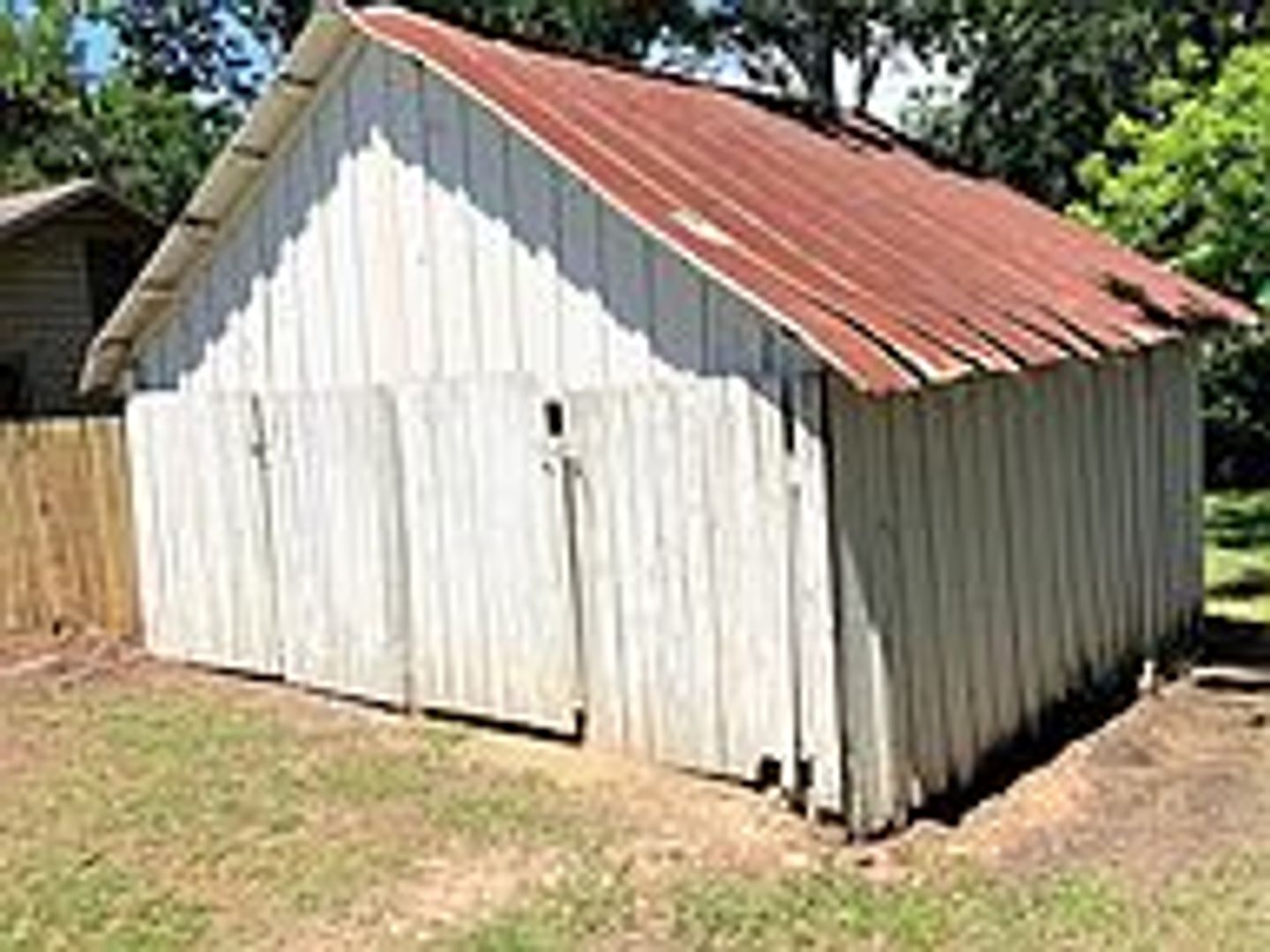 Bryan House: 104 S. Haswell Drive