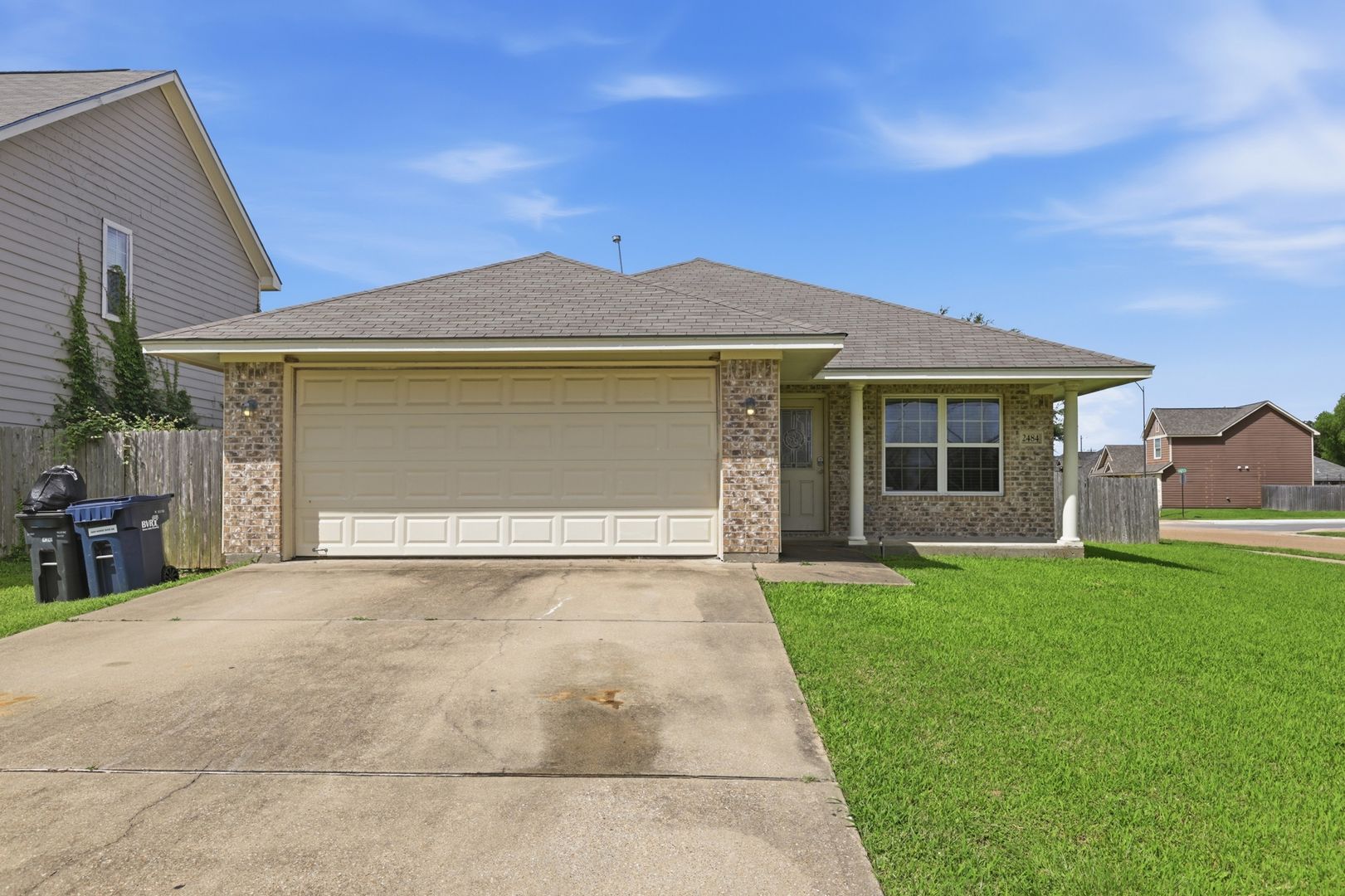 College Station House: 2484 Horse Shoe Dr