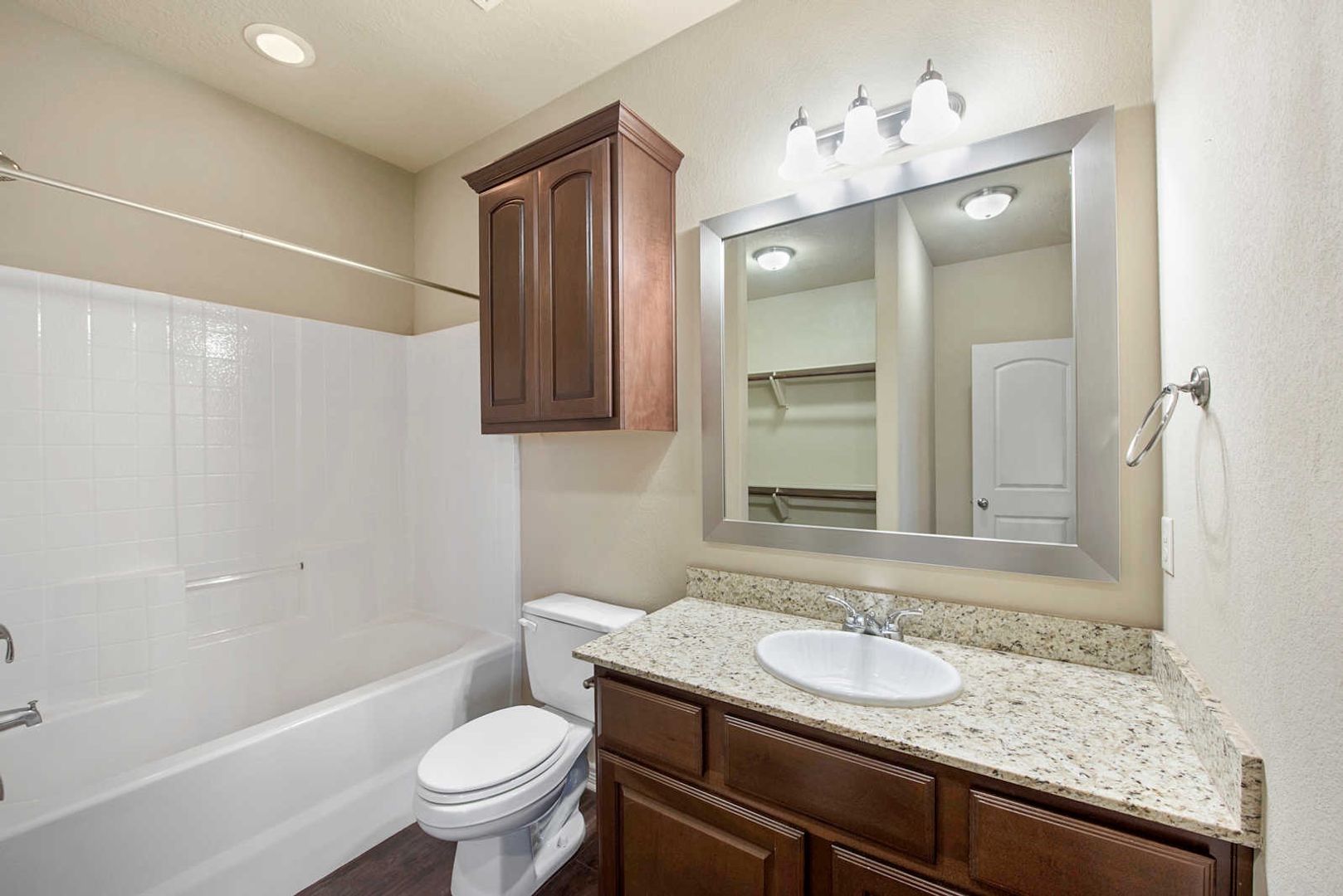 College Station House: 524 Forest Dr