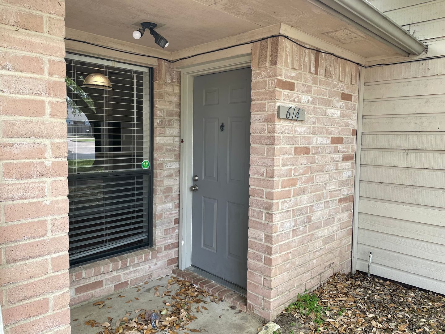 College Station House: 2530 Hickory Dr