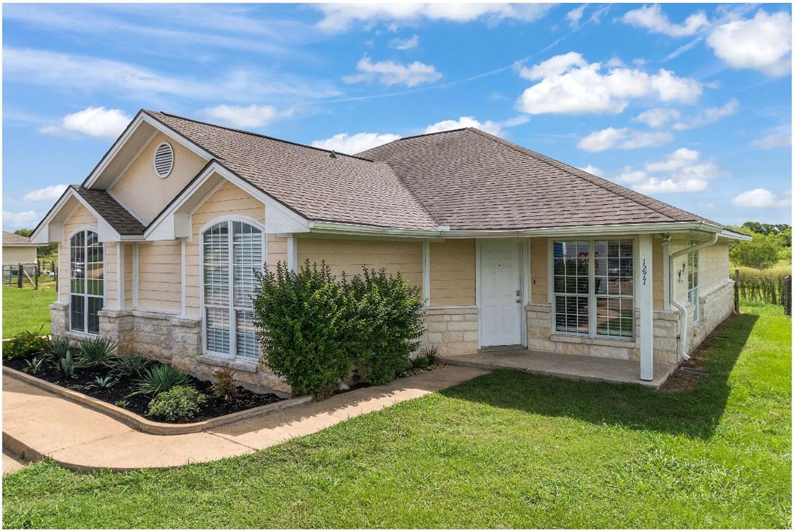 College Station House: 1227 Flying Ace Circle