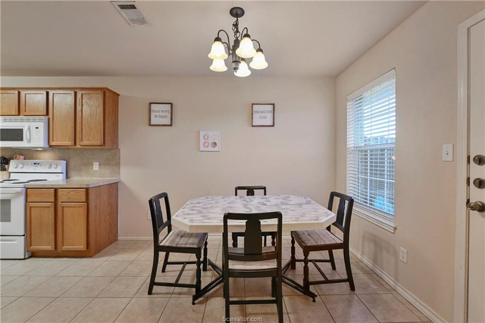 College Station House: 3544 Paloma Ridge