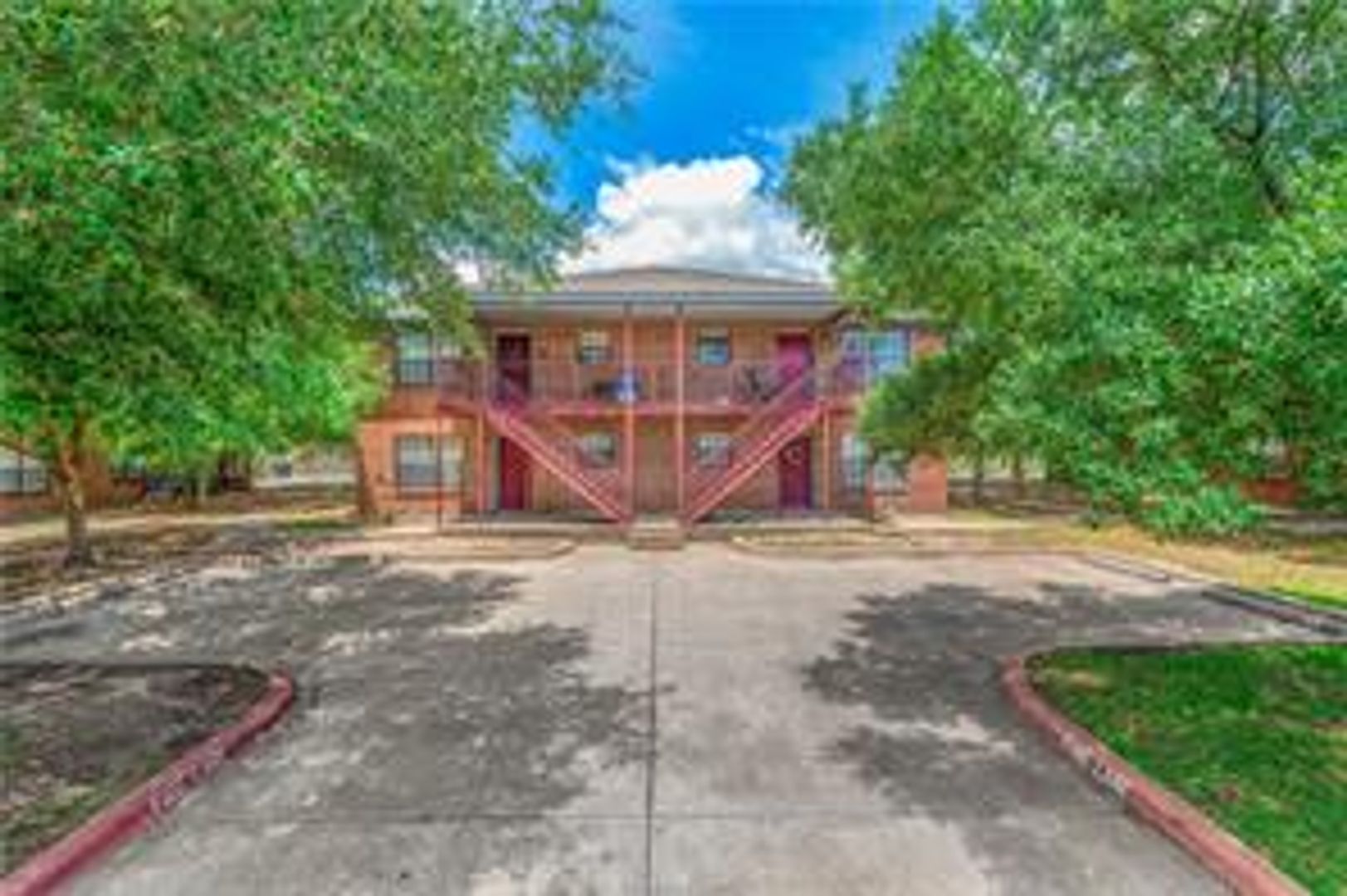 College Station House: 1806 Woodsman #B