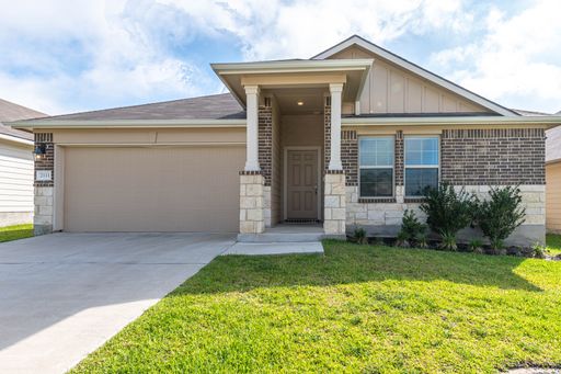 Beautiful 3 Bed/2 Bath Smart Home! Available for Immediate Move in! – photo 1
