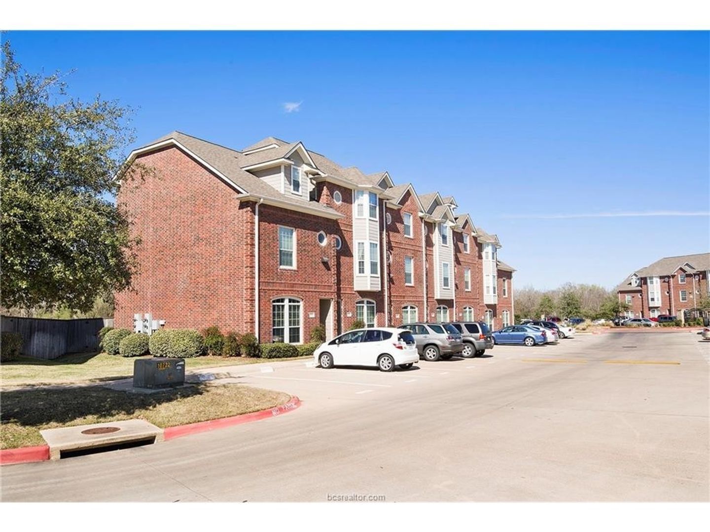 College Station House: 305 Holleman Dr E #1203