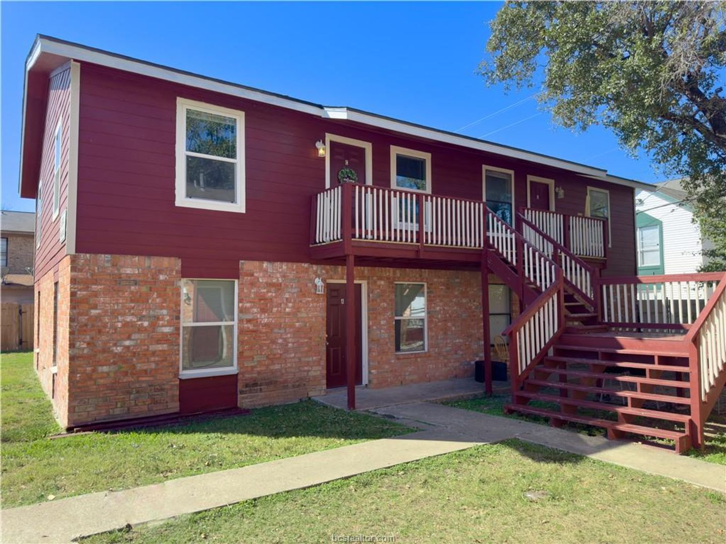 Bryan House: 802 Navidad #D
