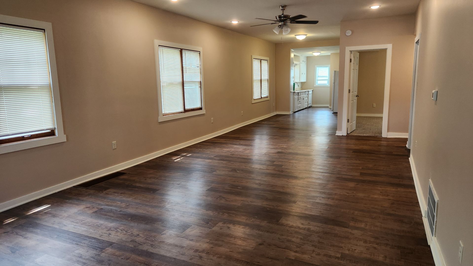 Manhattan Apartment: Vattier 1215