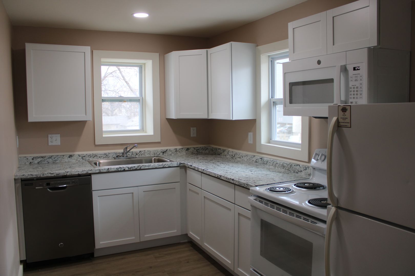 Manhattan Apartment: 1207 Vattier