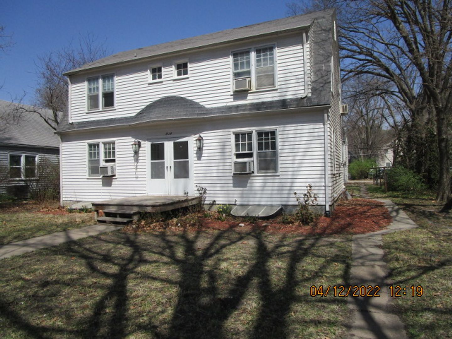 Manhattan Apartment: 812-814 Thurston