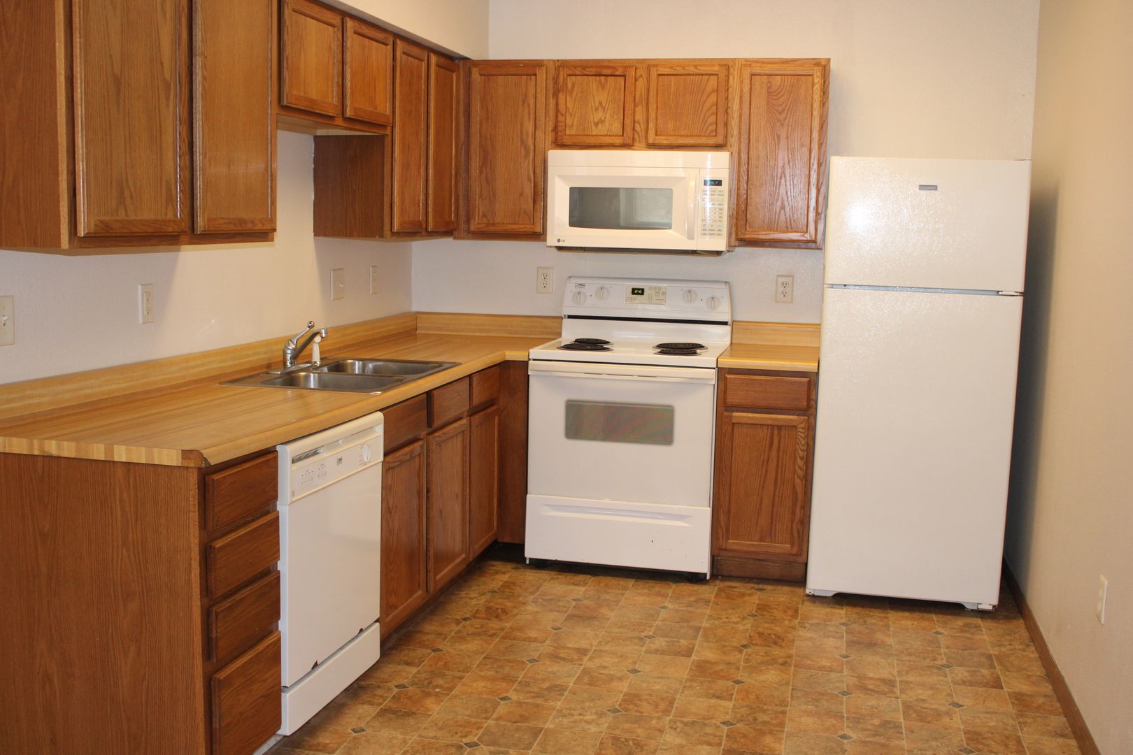 Manhattan Apartment: 1117 Vattier