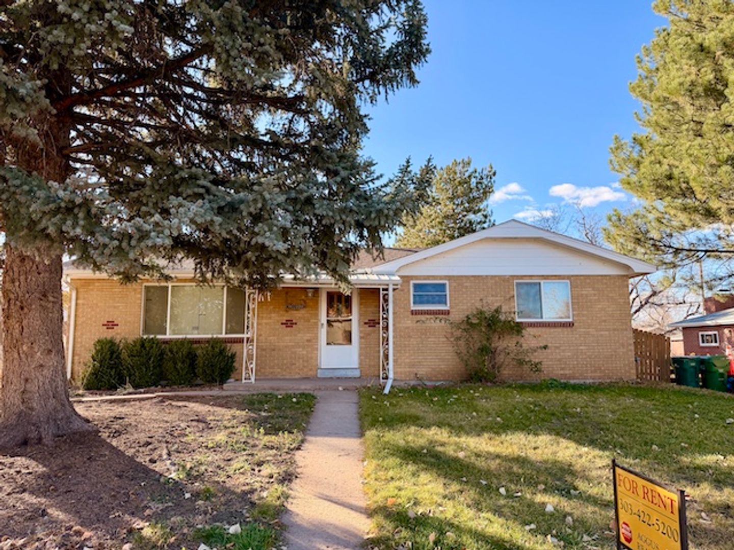 Englewood House: 4585 S Galapago St.