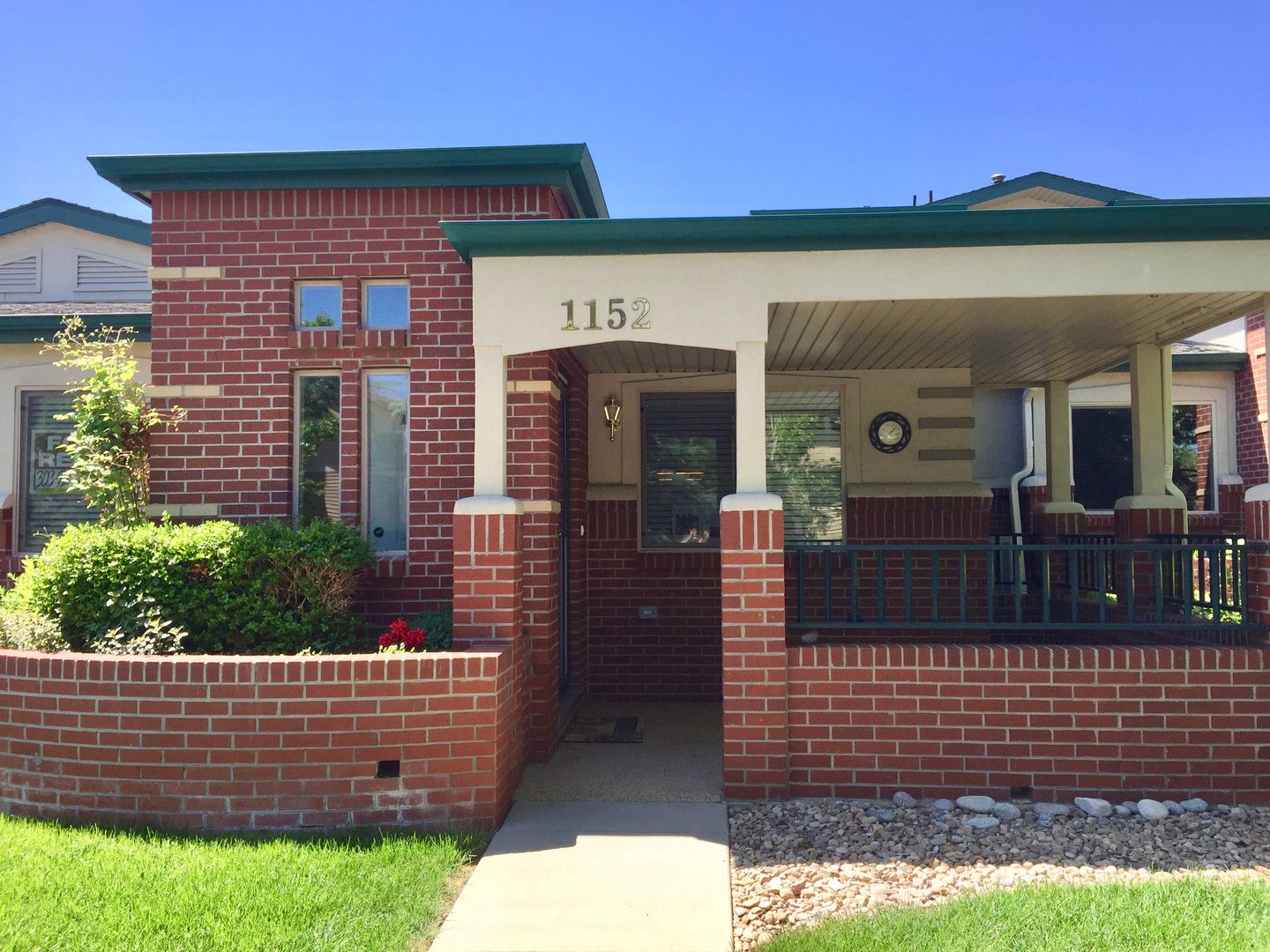 Golden Apartment: 1152 Ulysses St.