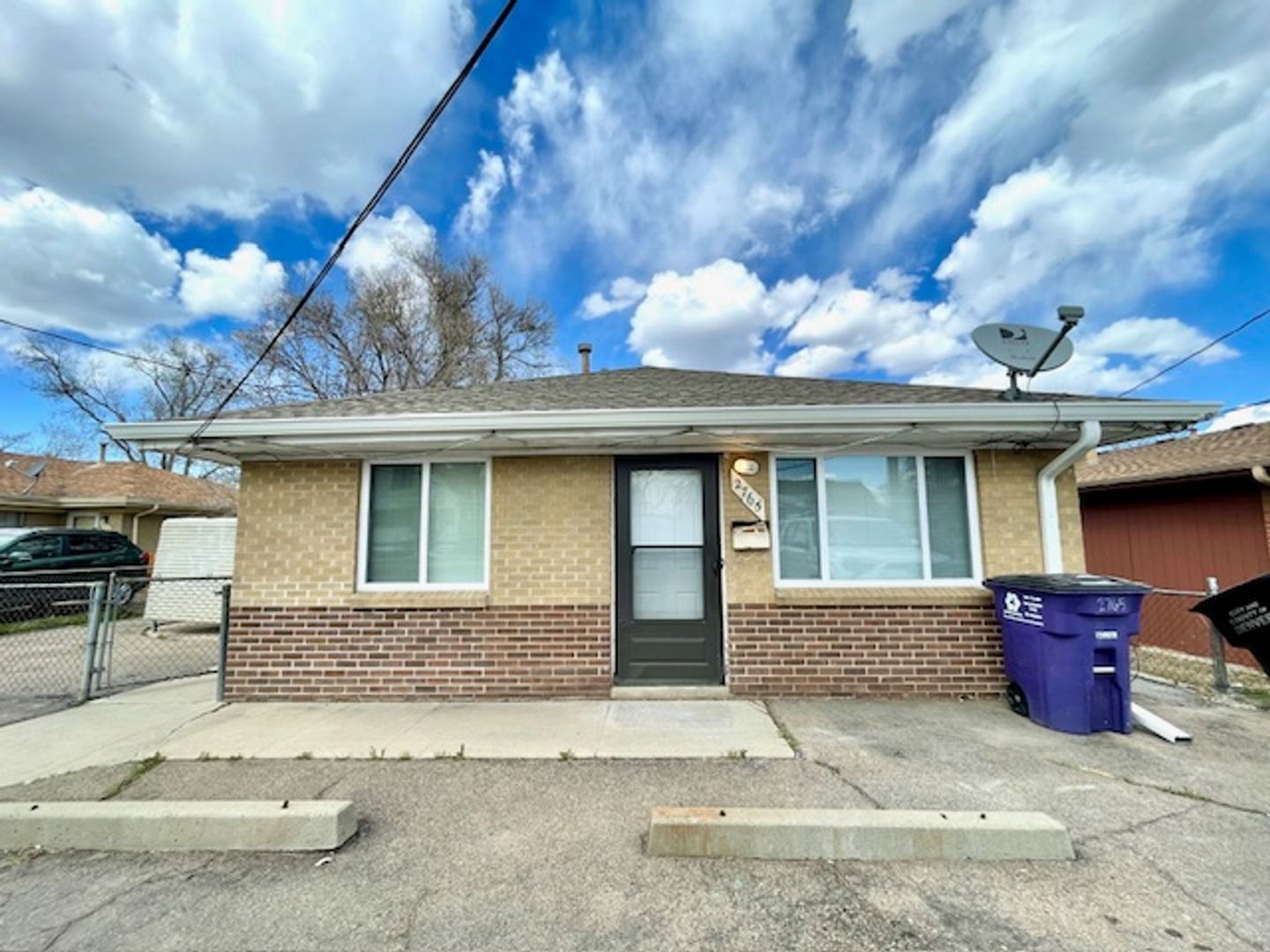 Denver House: 2765 W 2nd Ave