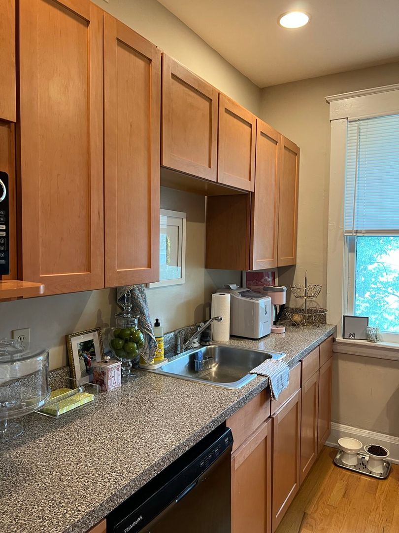 Cincinnati Apartment: 4001 Gilmore Ave. #A-D