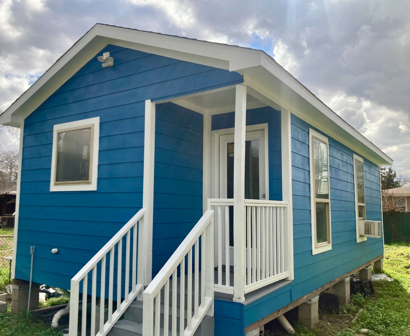 Houston Apartment: 3118 Memel Street