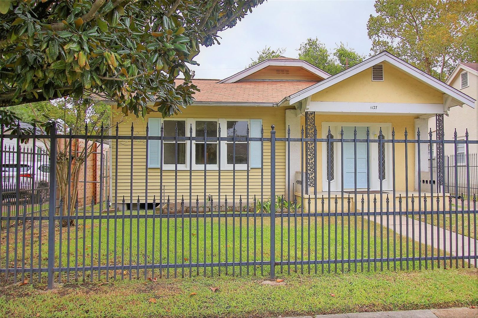 Houston Apartment: 1127 Walling Street