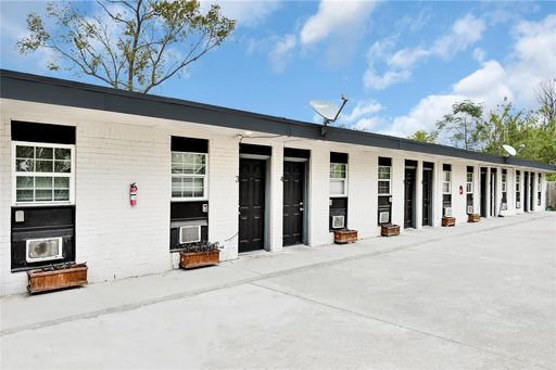 Free application and $0 deposit for qualified tenants - Limited time only - First floor - All Bills Paid unit! – photo 1