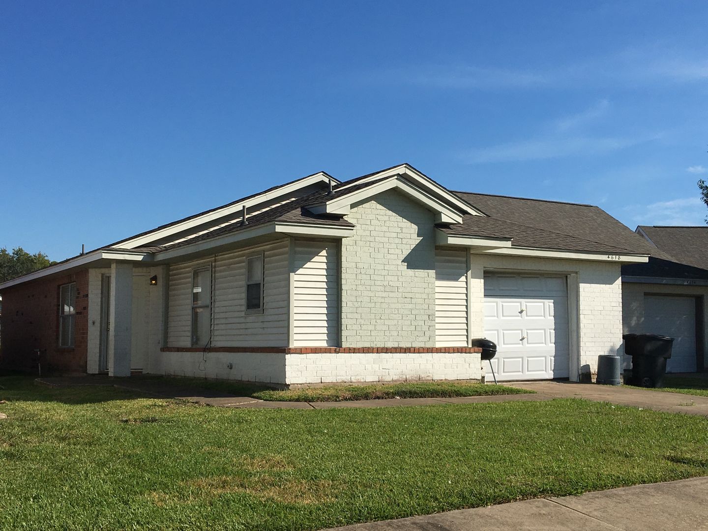 Houston House: 4618 Bryant Ridge Rd