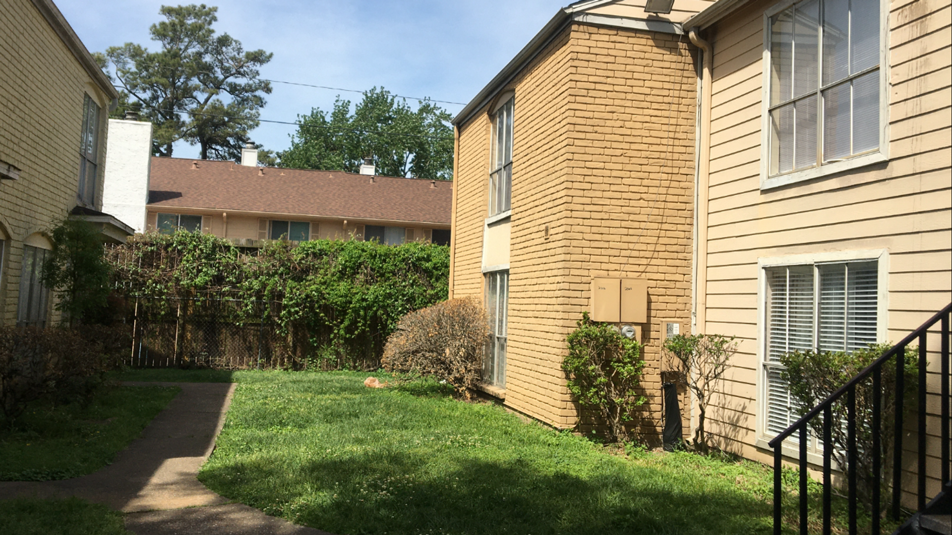 Houston House: 6200 W Tidwell Rd #602