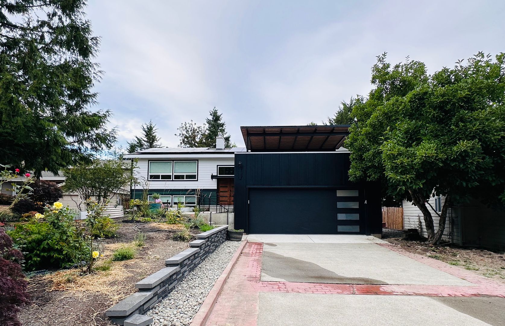 Bellevue Condo: 17408 NE 14th Street