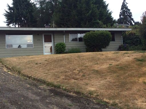 3 BDRM/1 BATH RAMBLER WITH PARTIAL SOUND VIEW! – photo 1
