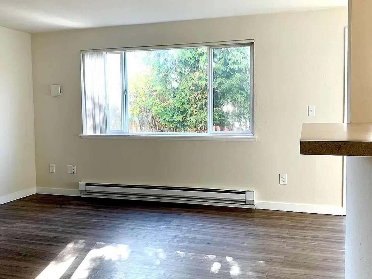 A104 - CEDAR LANE APARTMENTS 7 of 12