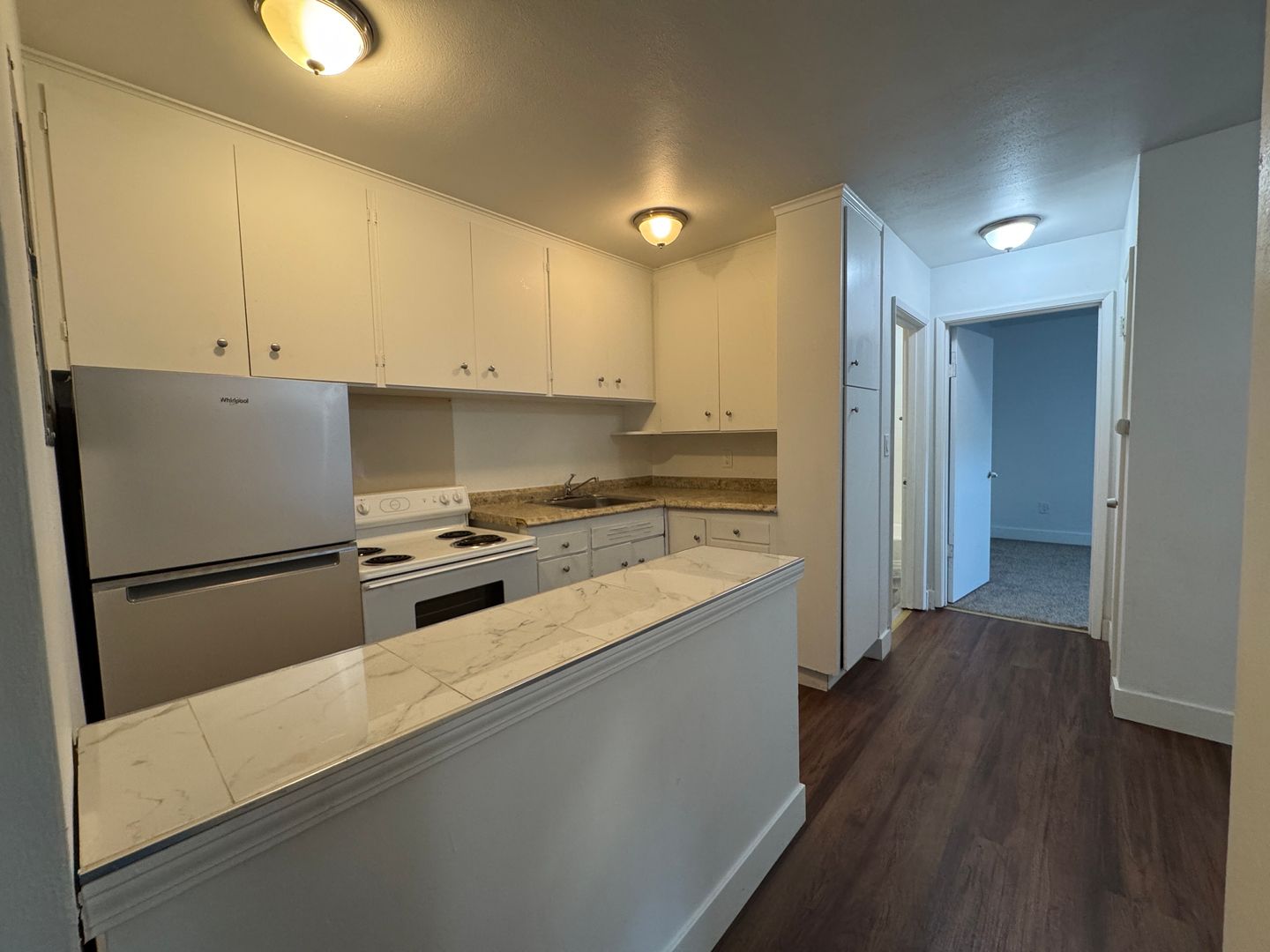 A520 - SEWARD PARK COURT 5 of 12