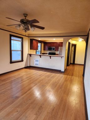 Ella Robert | Uptown Living | 2br Coming Available! – photo 1