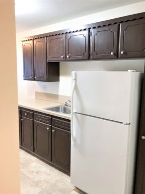Room to Live, Close to It All | 2BR at Hill Town Apartments – photo 1