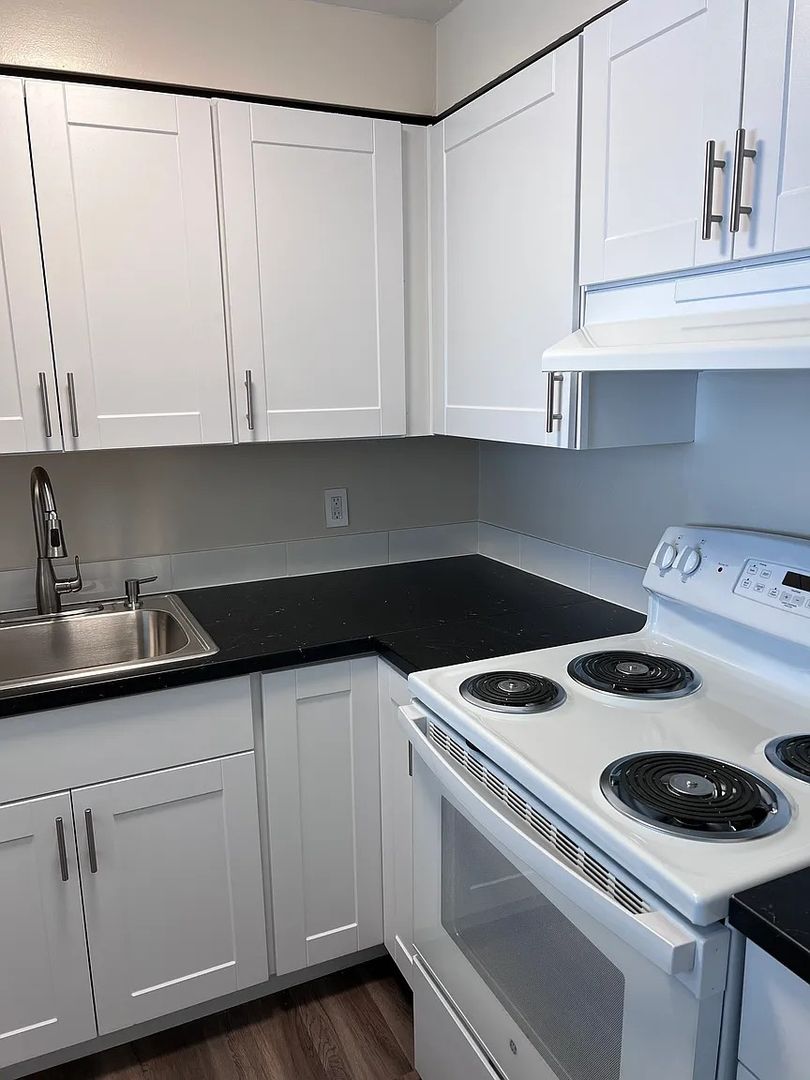 A104 - CEDAR LANE APARTMENTS 12 of 12