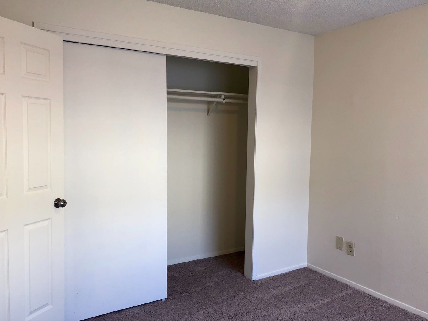 A048 - BLANCHE CLARE APARTMENTS 10 of 12