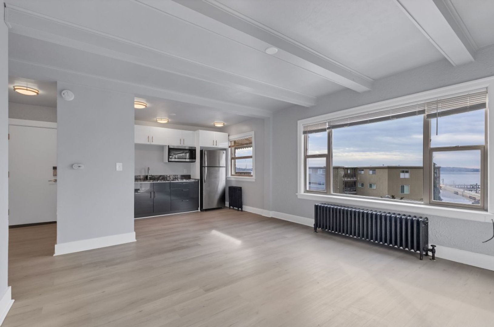 A341 - LAKE STREET BUILDING 11 of 12