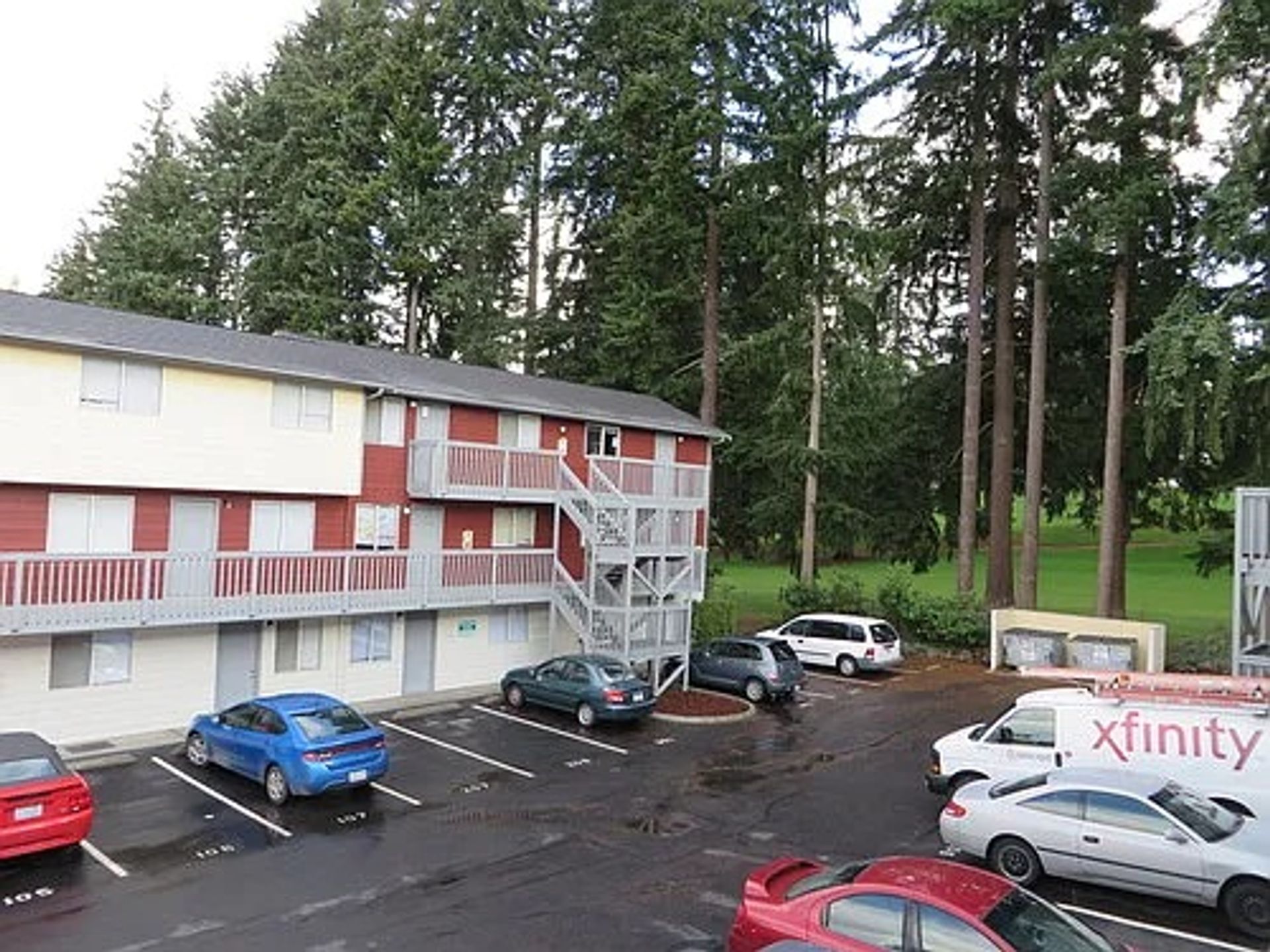Everett Apartment: 5711 Highway Place