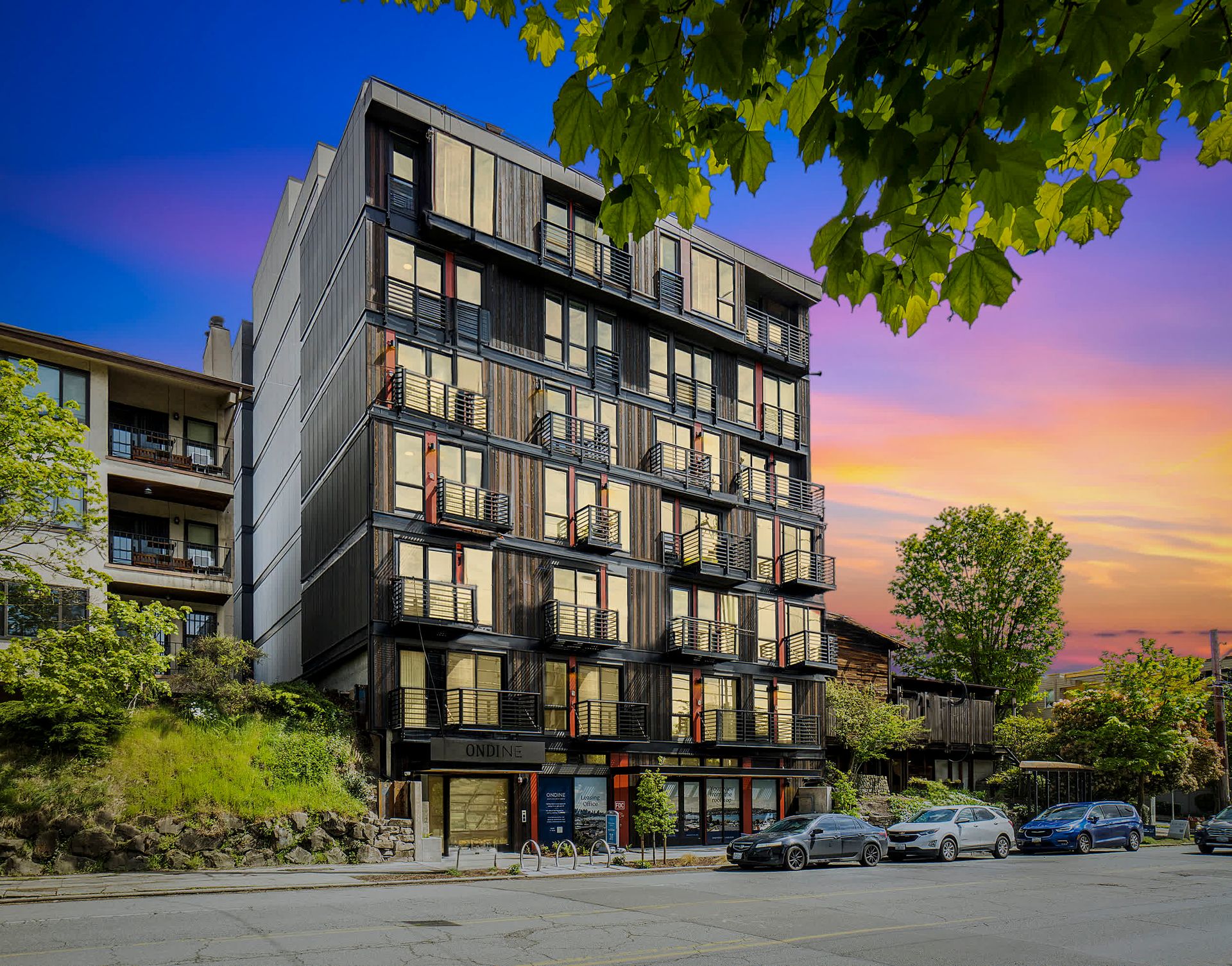 Seattle Apartment: 2210 Eastlake Ave E