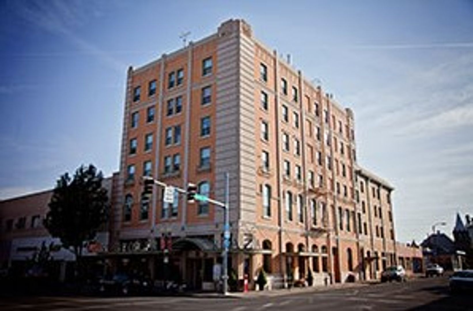 Pendleton Apartment: 15 SE Emigrant Ave