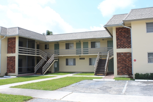 Cypress Apartments – photo 1