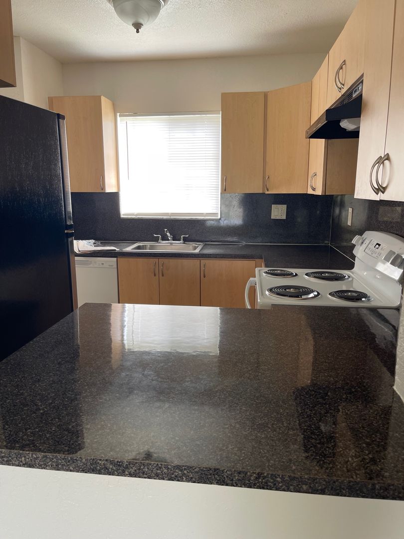 West Palm Beach Apartment: Laurel Way/Ceylon Court