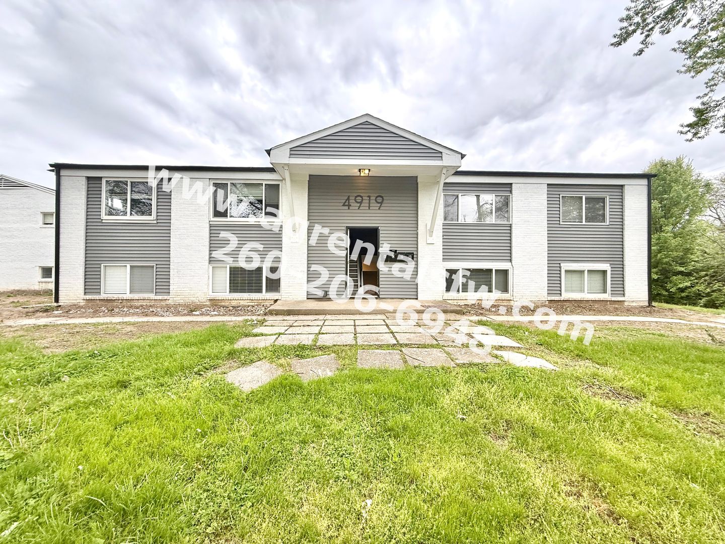 Fort Wayne Apartment: 4917 Northcrest Dr