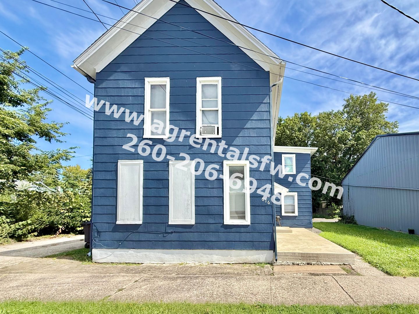 Fort Wayne Apartment: 616 Mechanic St
