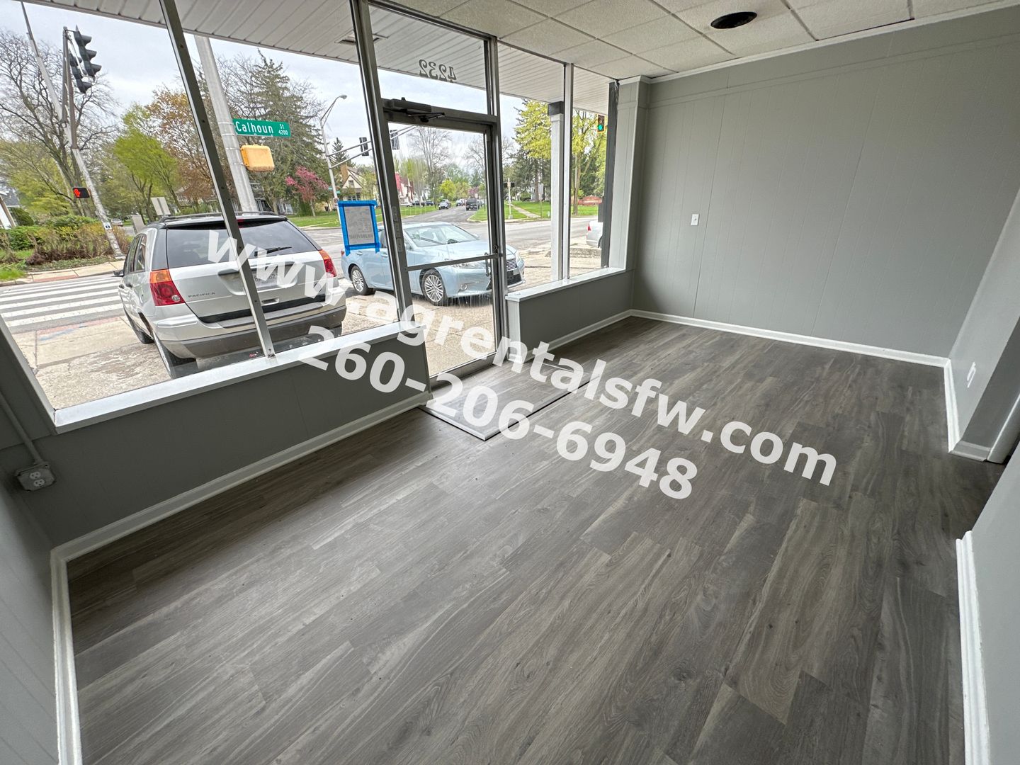 4232 S Calhoun St , Fort Wayne, IN 46807