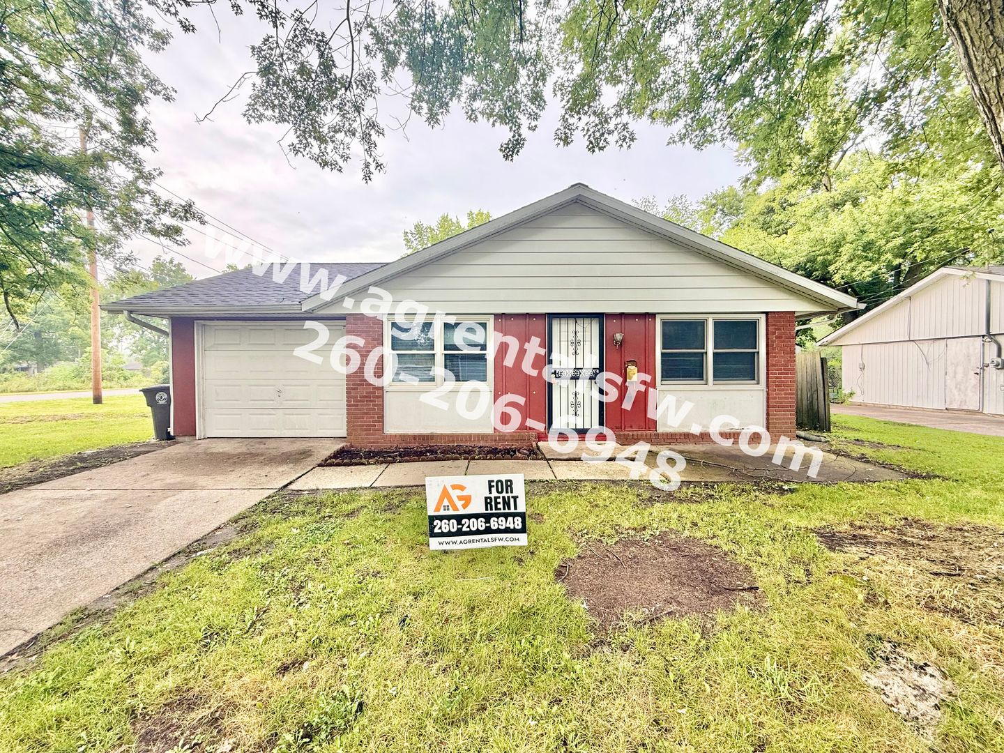Fort Wayne House: 3405 Dalevue Dr