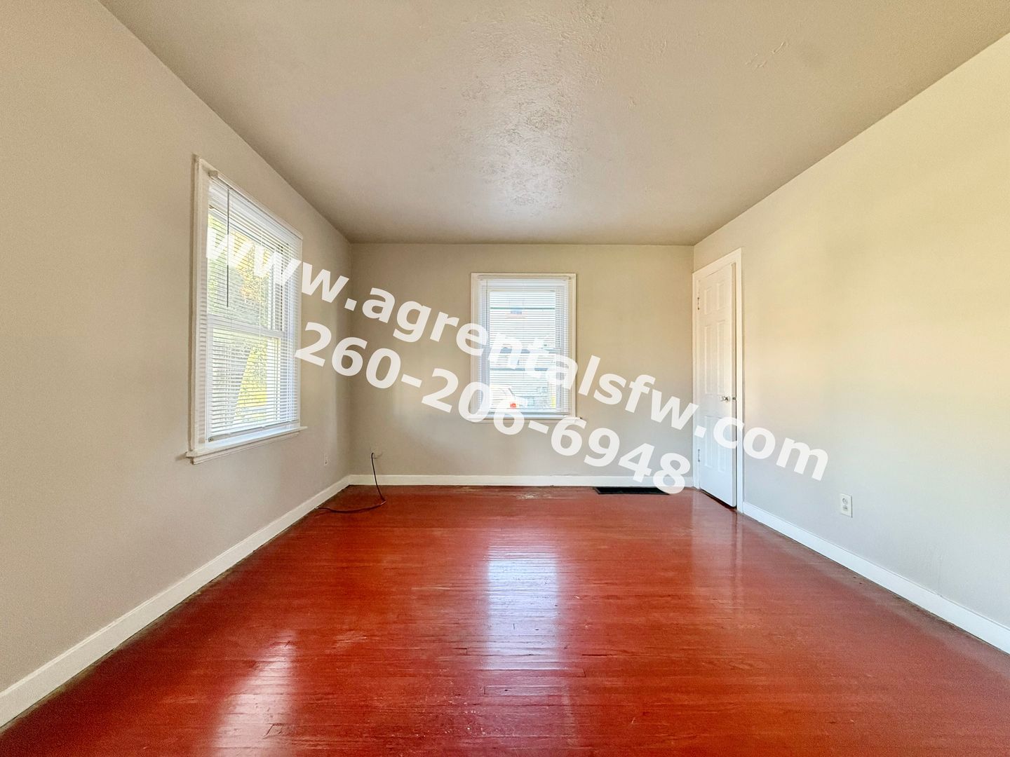 Listing photo
