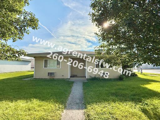 2 Bed 1 Bath Rental at 1002 Lewis St, Decatur, IN – photo 1