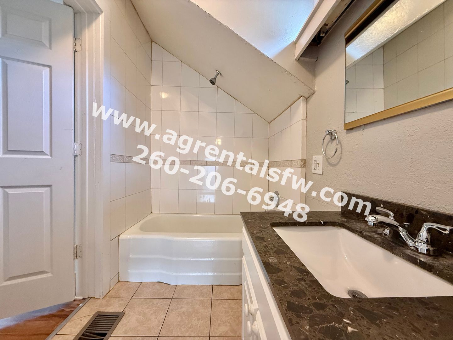 Listing photo
