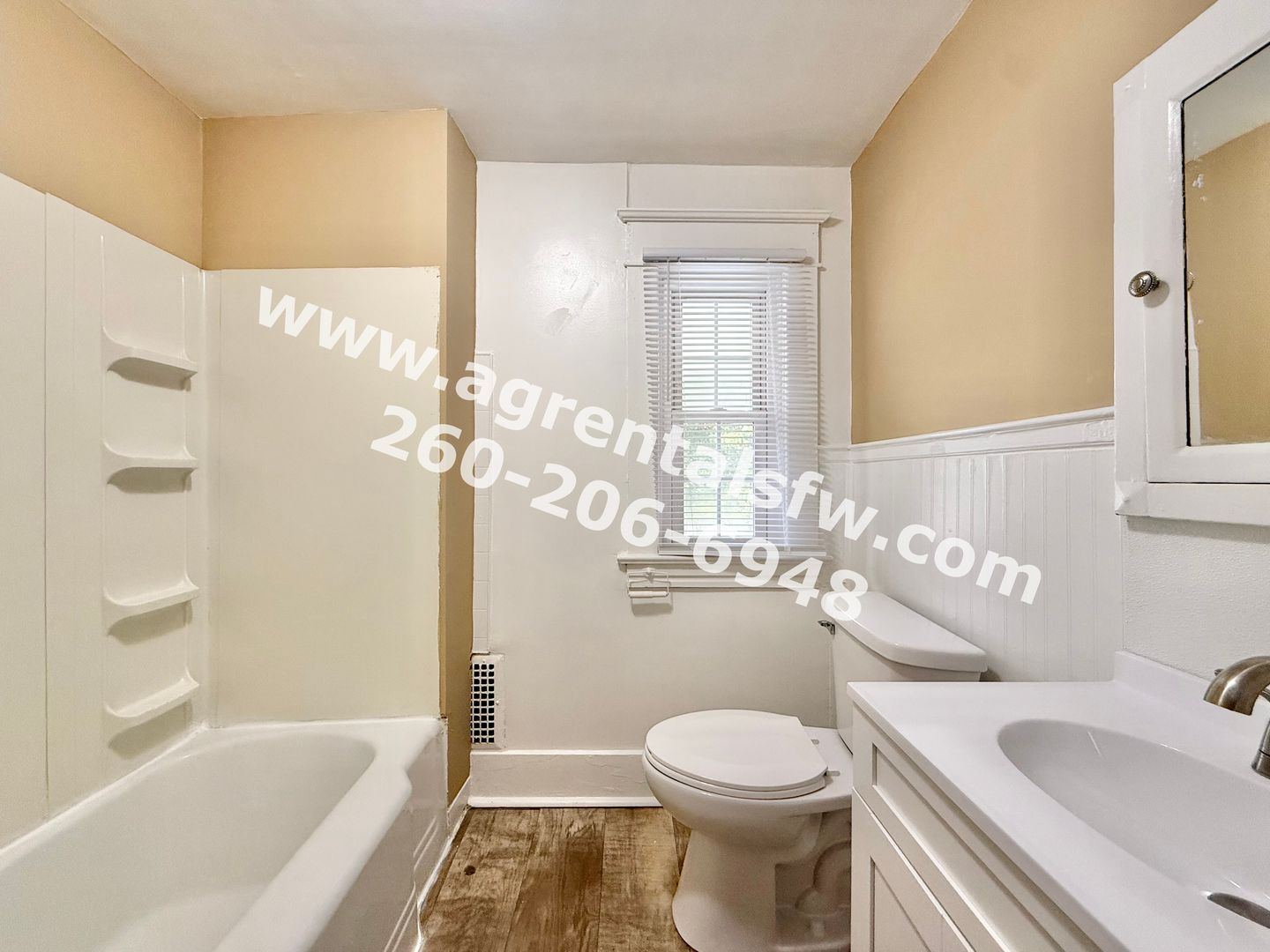 Listing photo