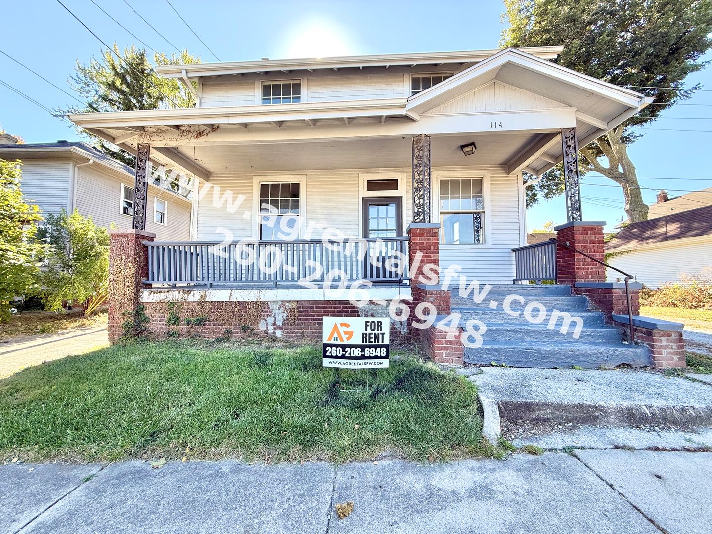 Fort Wayne House: 114 E Foster Pkwy