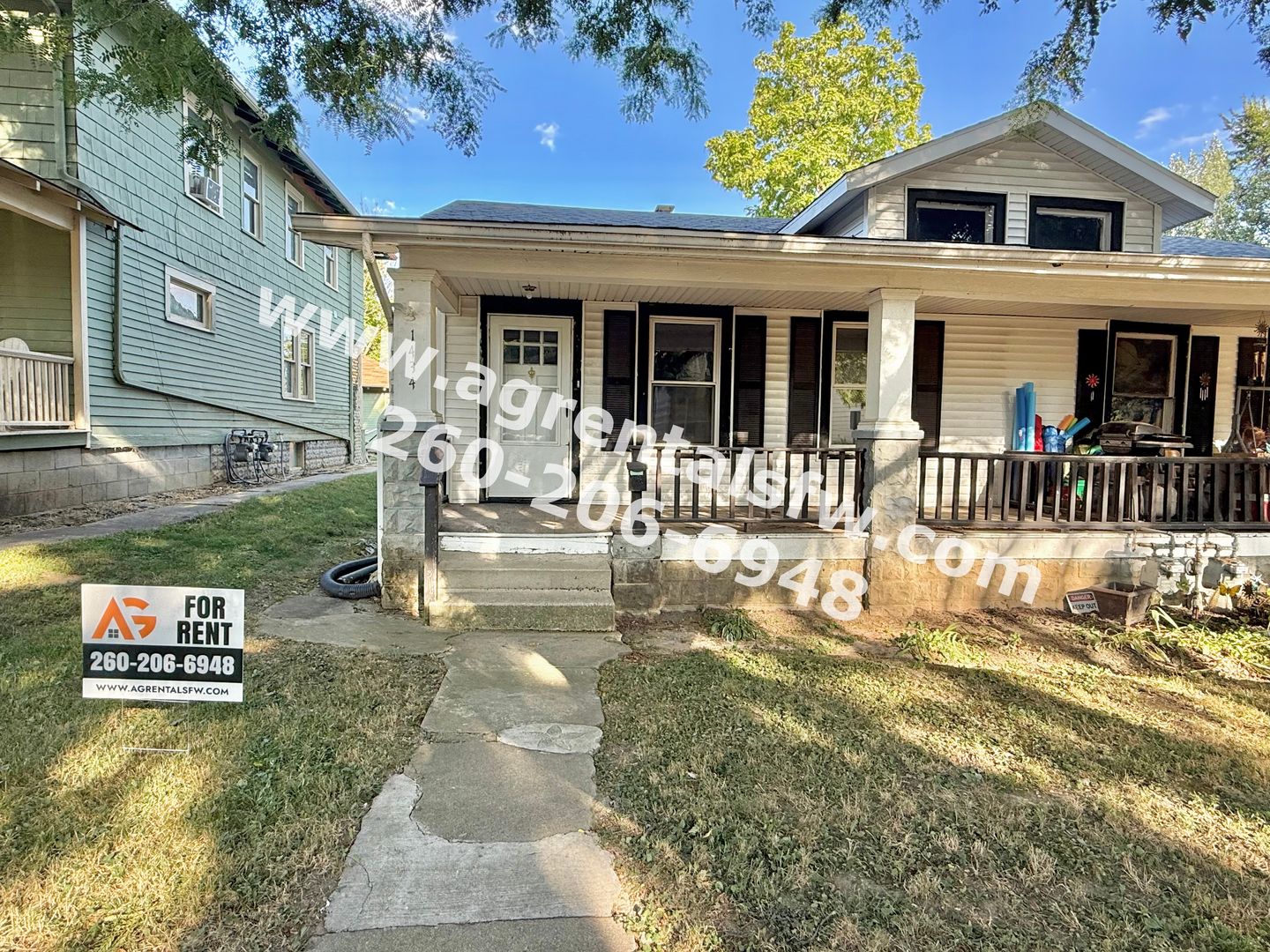 Fort Wayne Apartment: 1432 Oakland St