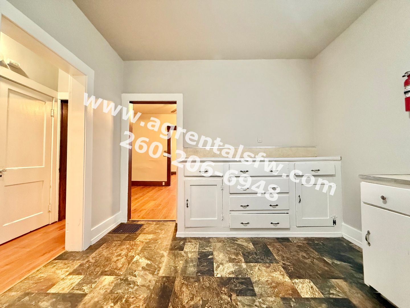 Listing photo